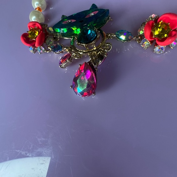 Betsey Johnson Multicolor Cat and Faux Pearl Necklace with Pink - Picture 12 of 13
